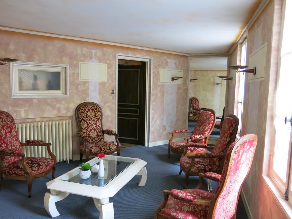 La Tour Hotel Aubazines Екстериор снимка