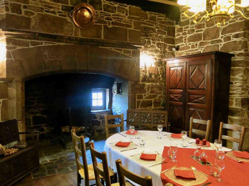 La Tour Hotel Aubazines Екстериор снимка