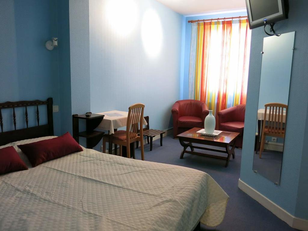La Tour Hotel Aubazines Екстериор снимка